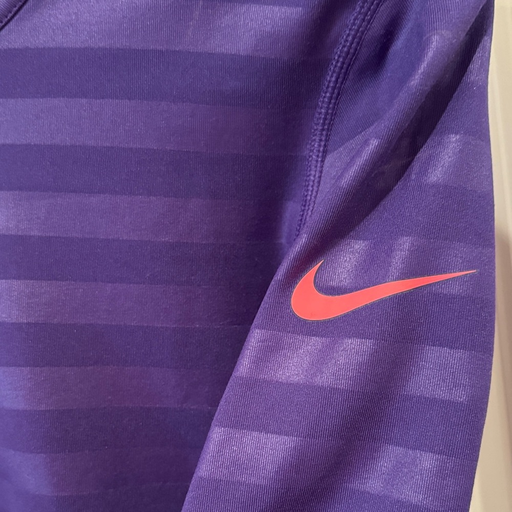 NWT Nike Hyperwarm Series Purple Striped Long Sleeve Top - Picture 3 of 5